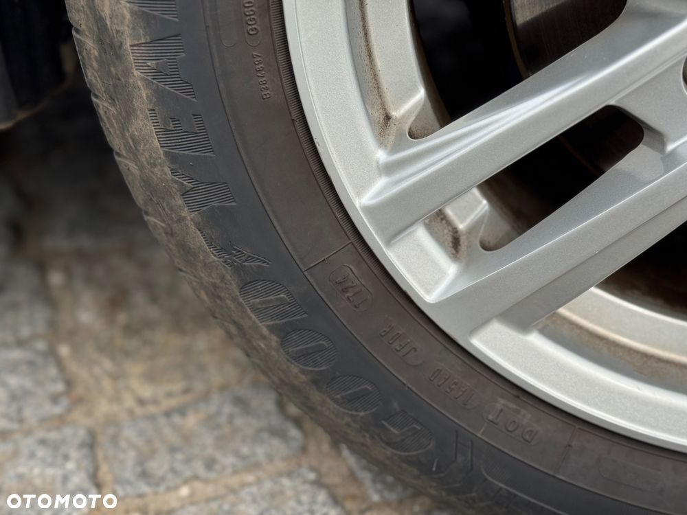 Skoda Fabia 1.0 Selection - 12