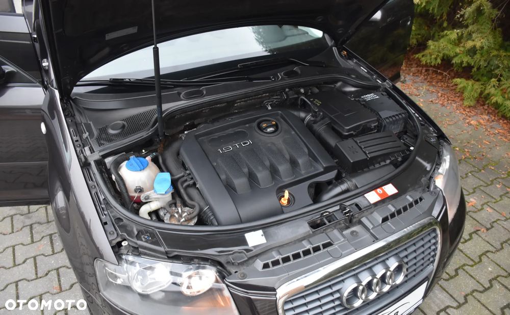 Audi A3 Sportback 1.9 TDI Ambiente - 23