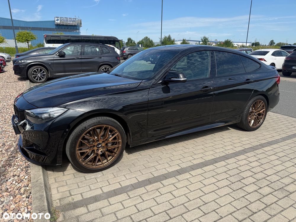 BMW 3GT 335i xDrive M Sport - 4