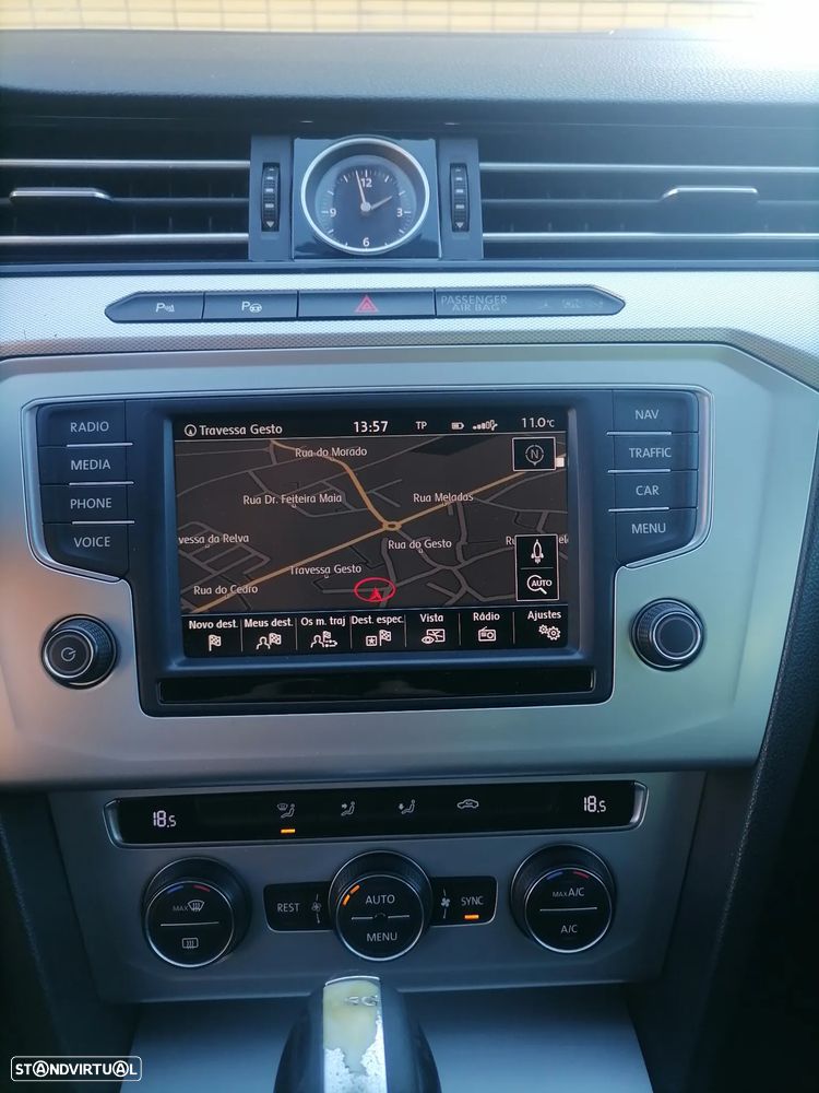 VW Passat Variant 1.6 TDI Confortline DSG - 15