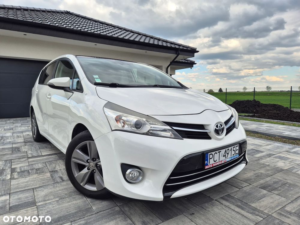 Toyota Verso 1.6 D-4D Premium - 12