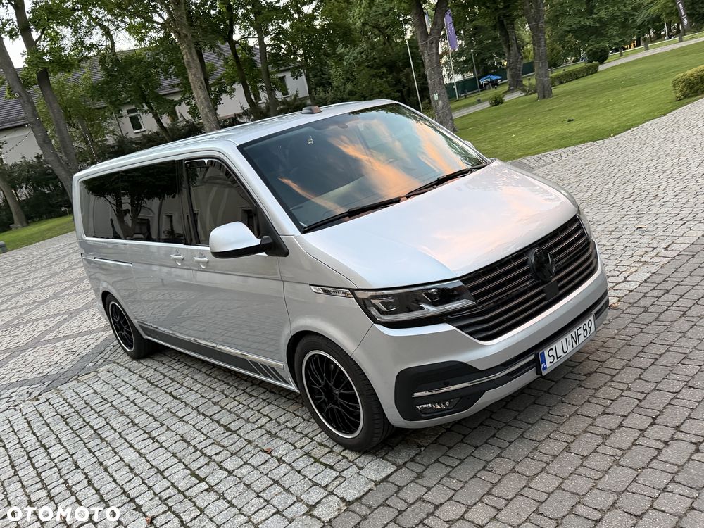 Volkswagen Caravelle - 1