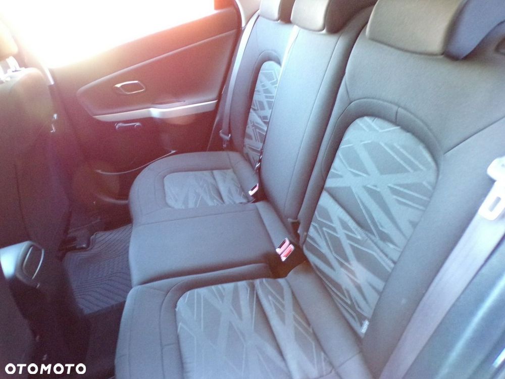 Kia Ceed - 25