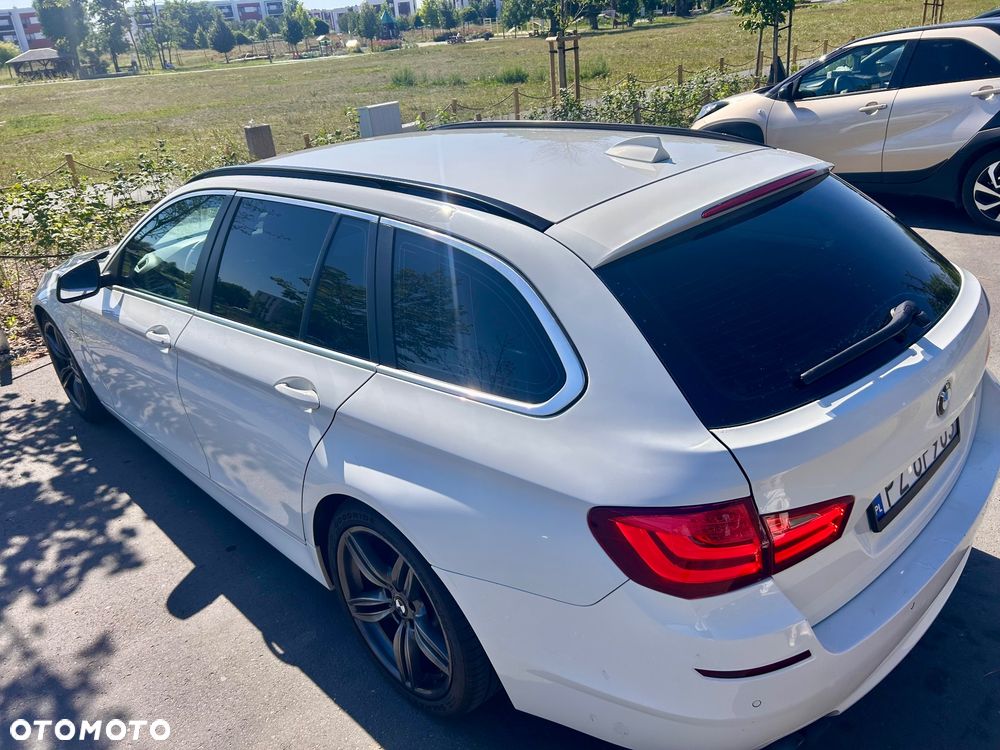 BMW Seria 5 520d - 13