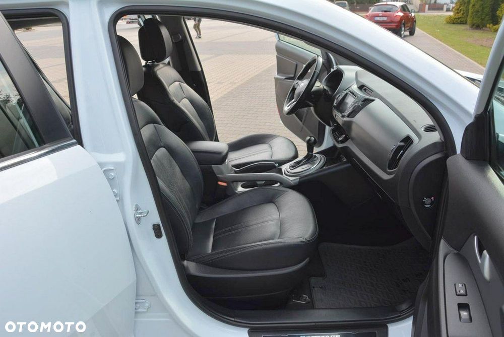 Kia Sportage 2.0 CRDI 184 4WD Automatik Spirit - 17
