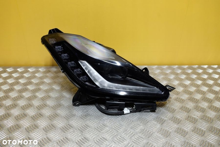 CHEVROLET CORVETTE C7 2014-2019 REFLEKTOR LAMPA XENON R USA - 1