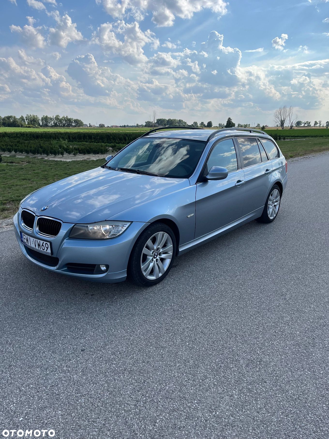 BMW Seria 3 318d - 1