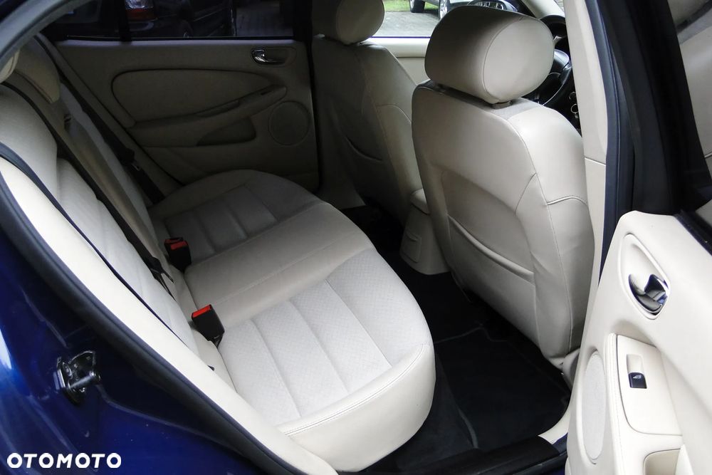 Jaguar X-Type 3.0 V6 4x4 Executive - 17