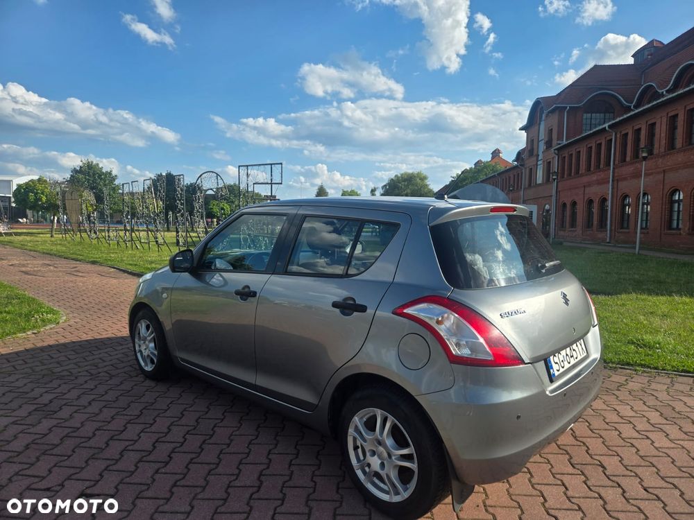 Suzuki Swift - 23