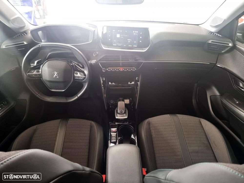 Peugeot 208 1.2 PureTech Allure Pack EAT8 - 44