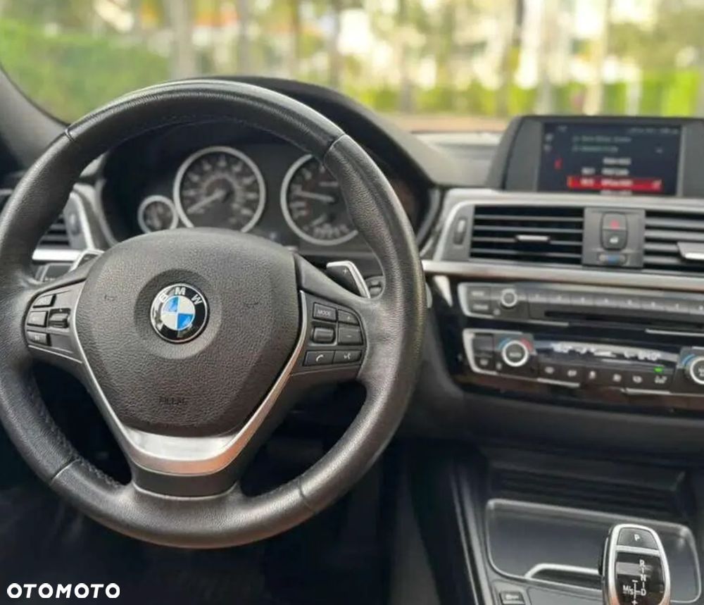 BMW Seria 3 330i Edition Luxury Line Purity - 10