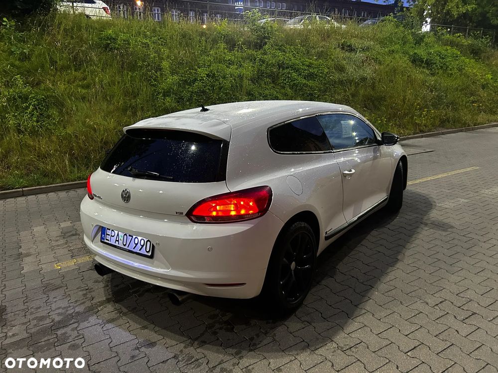 Volkswagen Scirocco - 8