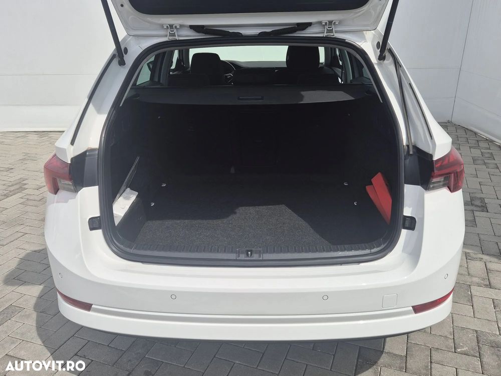 Skoda Octavia 2.0 TDI DSG 4X4 Style - 28