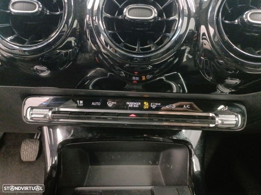 Mercedes-Benz A 180 d Business Solutions - 11