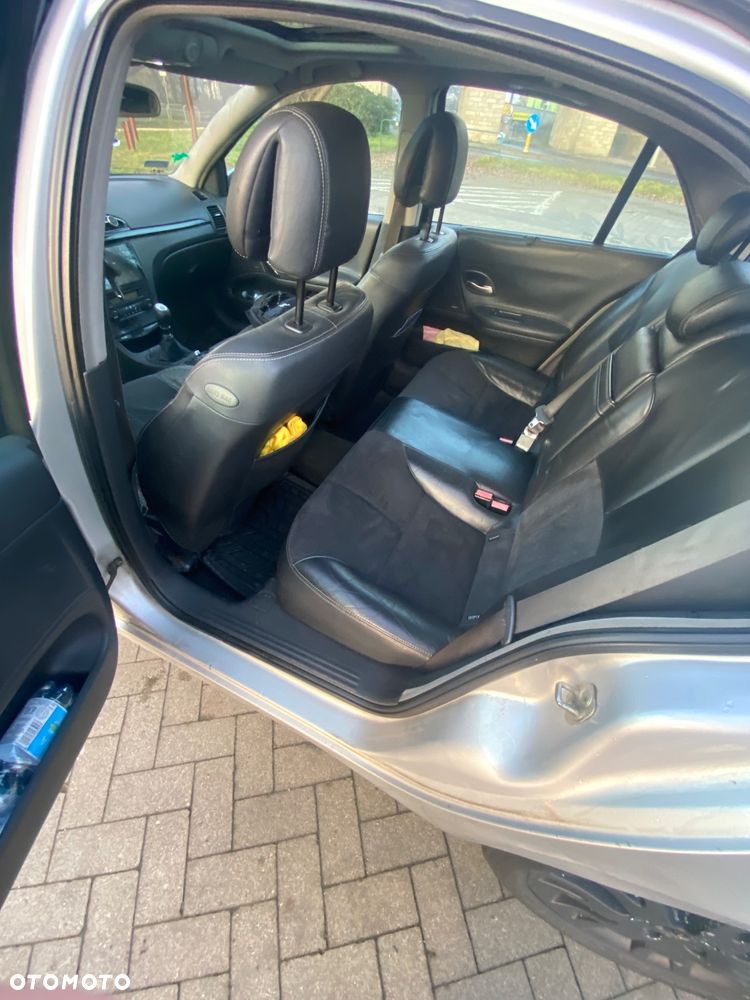 Renault Laguna 1.9 dCi Luxe Privilege - 12