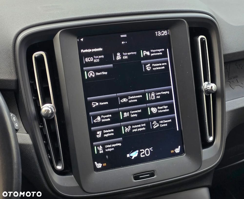 Volvo XC 40 D3 Momentum Core - 17