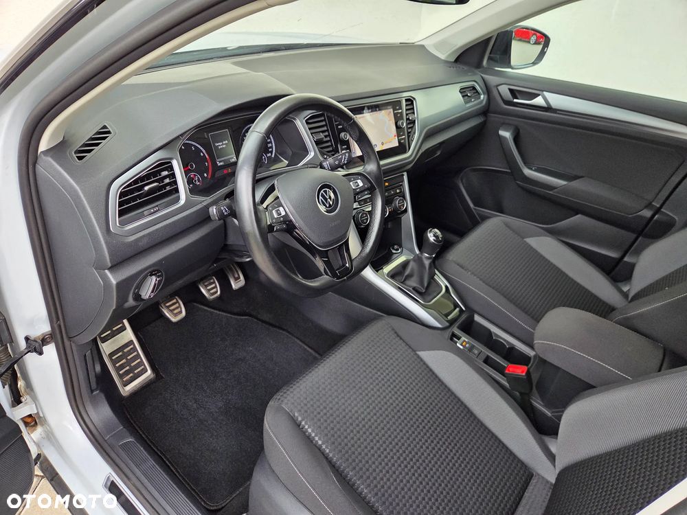 Volkswagen T-Roc - 7