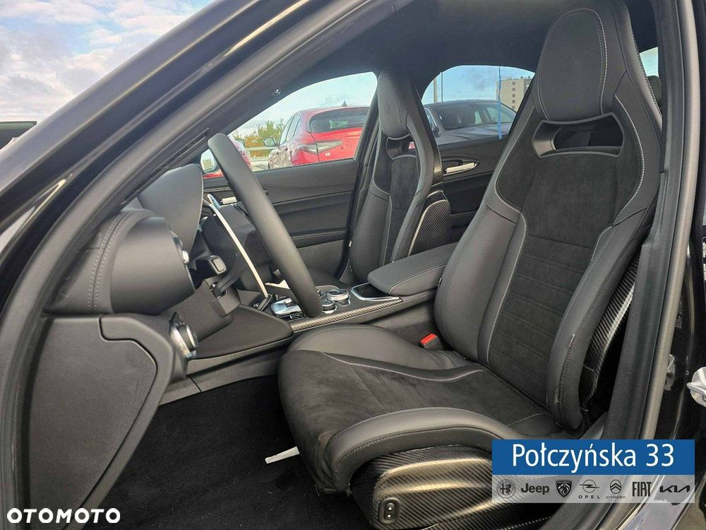 Alfa Romeo Giulia - 14