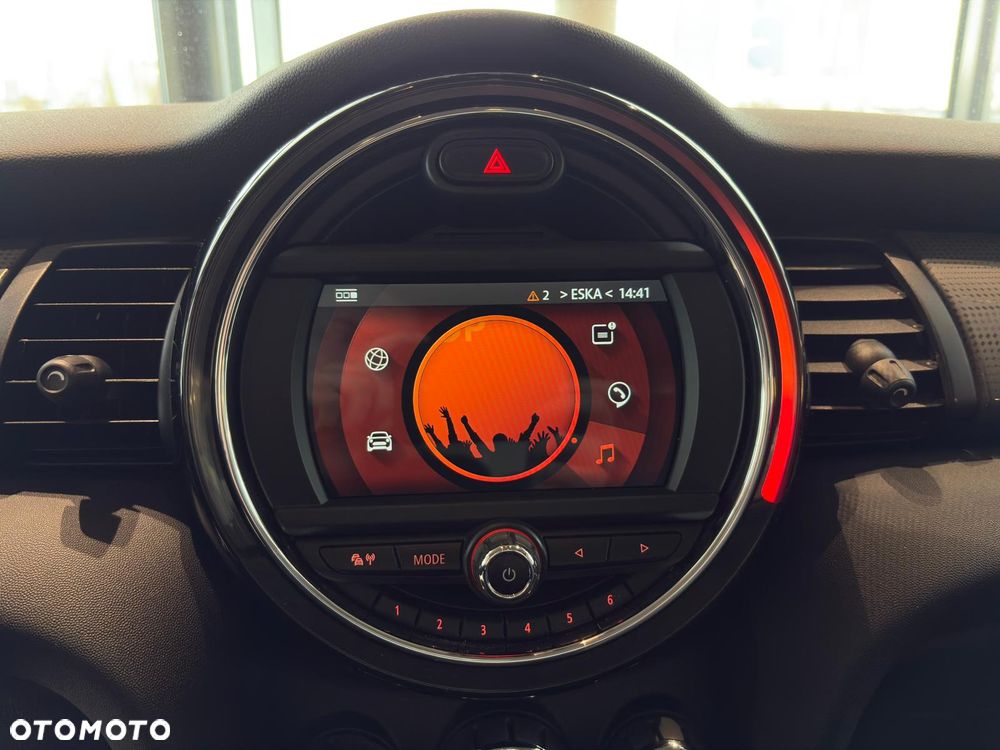 MINI Cooper Classic Trim - 23