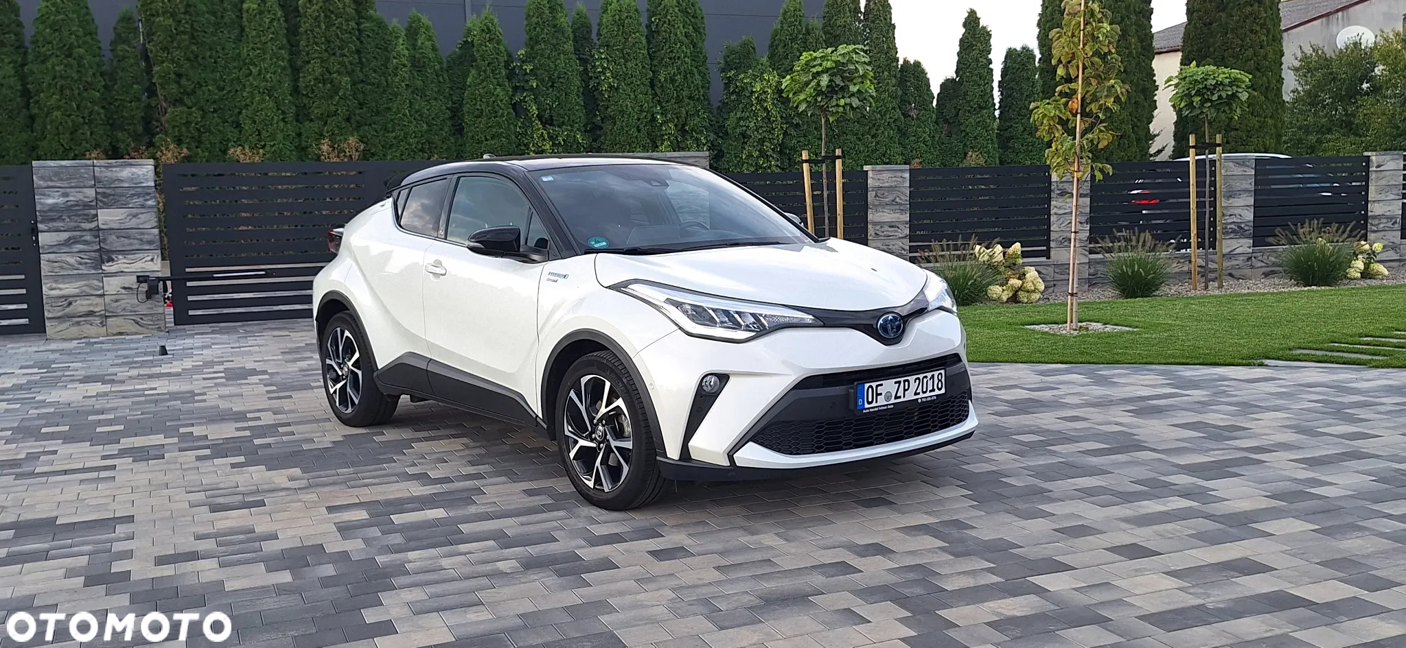 Toyota C-HR 2.0 Hybrid Team Deutschland - 3