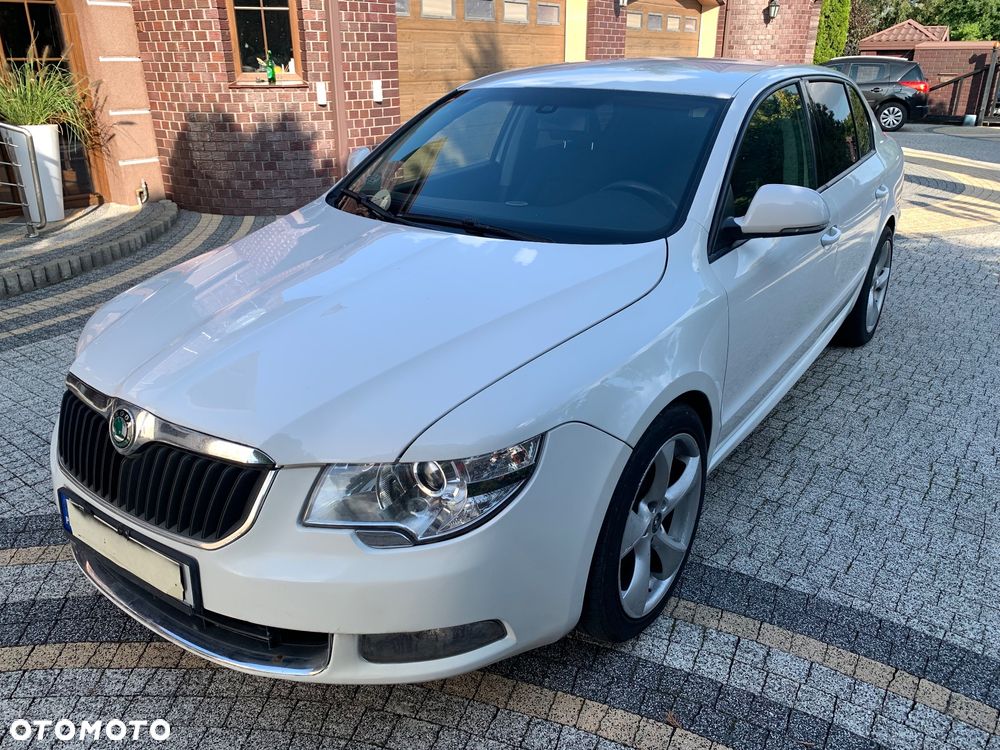 Skoda Superb 2.0 TDI Family - 13