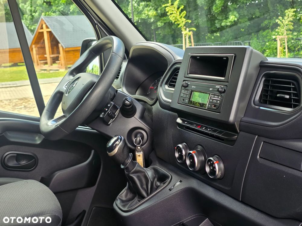 Renault Master - 20