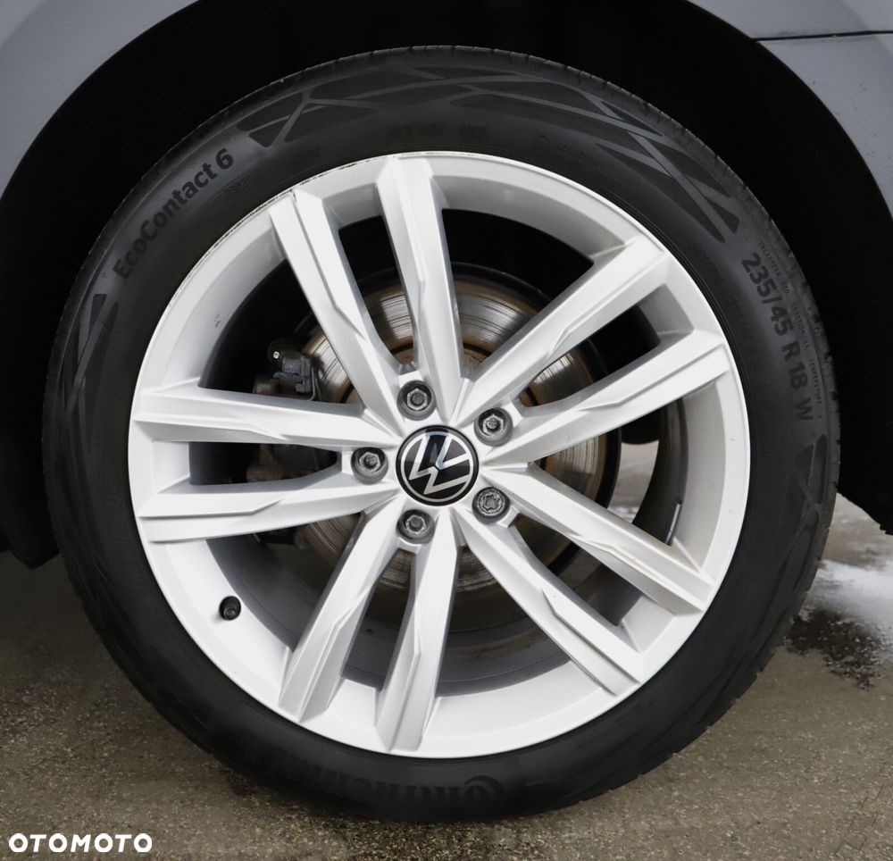 Volkswagen Passat Variant 2.0 TDI 4Mot Elegance DSG - 27