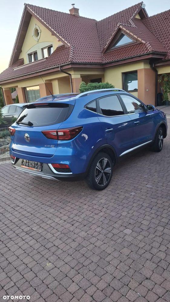MG ZS - 9