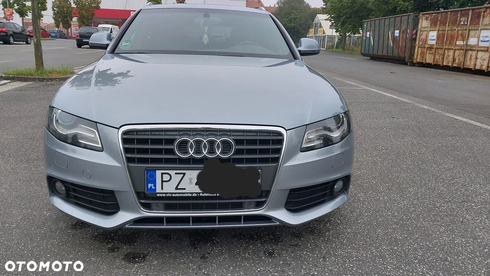 Audi A4 Avant - 4