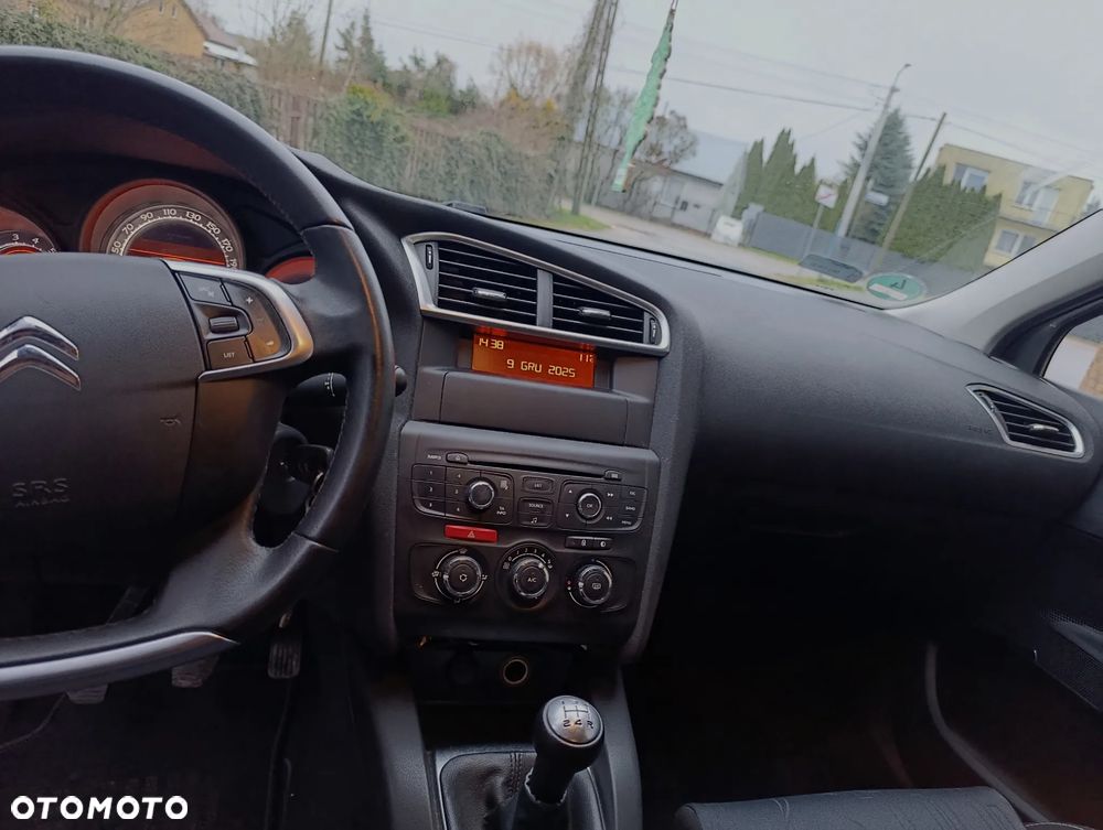 Citroën C4 1.6 VTi Attraction - 8