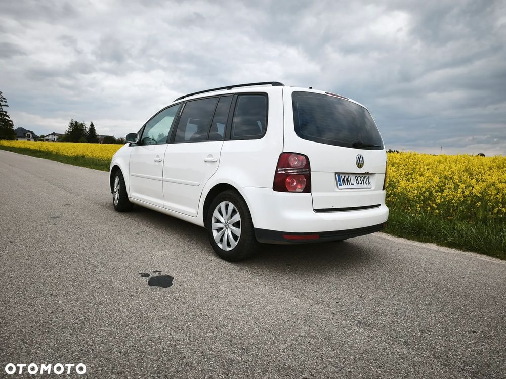 Volkswagen Touran 1.9 TDI Highline - 4