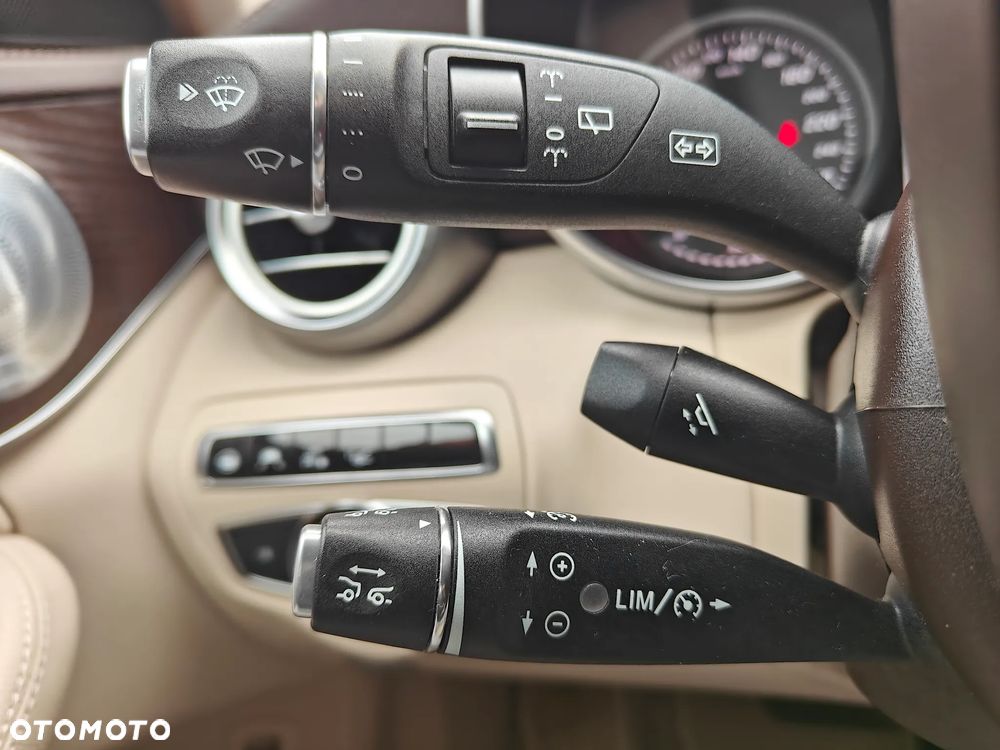 Mercedes-Benz Klasa C - 25