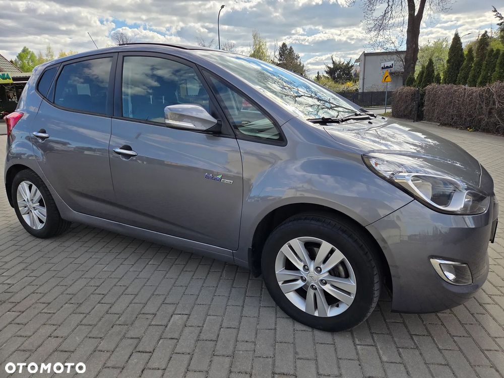 Hyundai ix20 1.4 Premium blue - 3