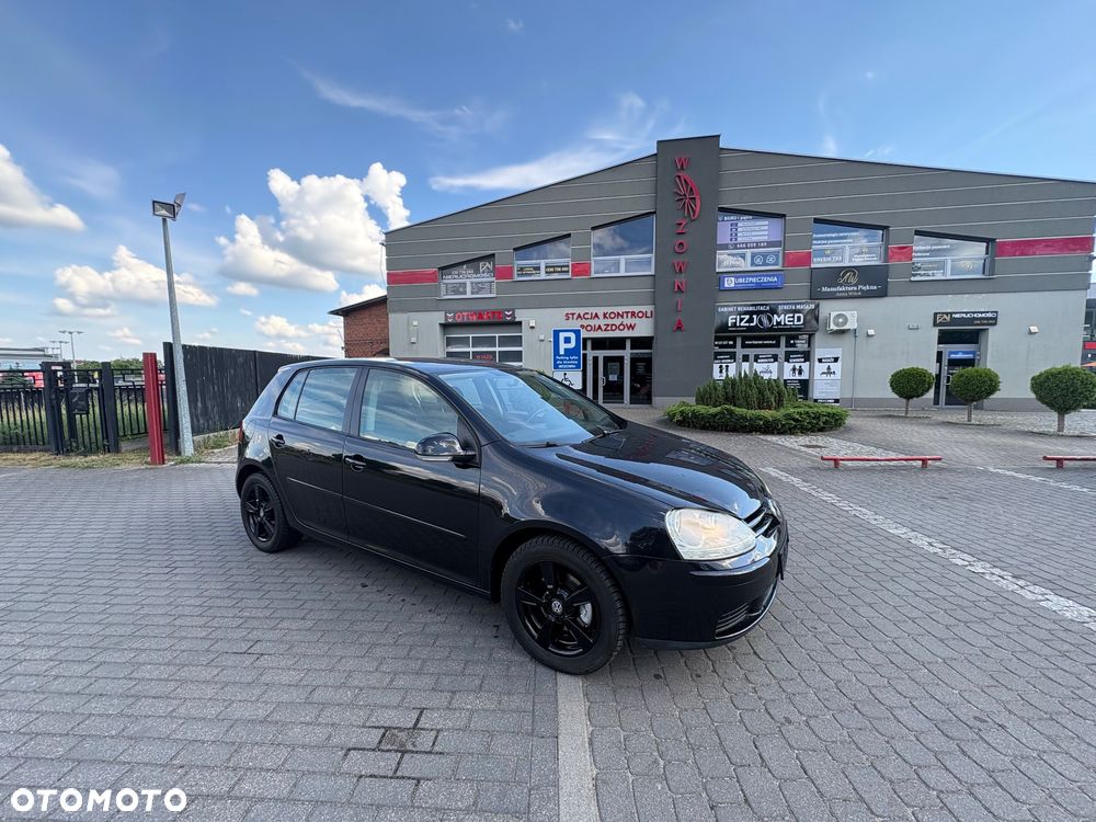 Volkswagen Golf 1.6 FSI Trendline - 3