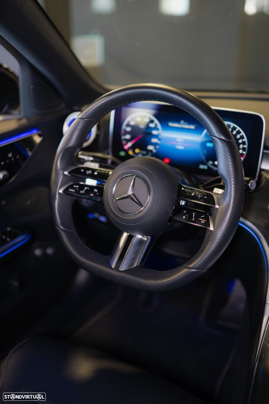 Mercedes-Benz C 300 e AMG Line - 23