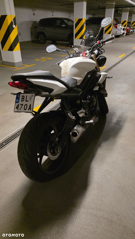 Triumph Street Triple - 7