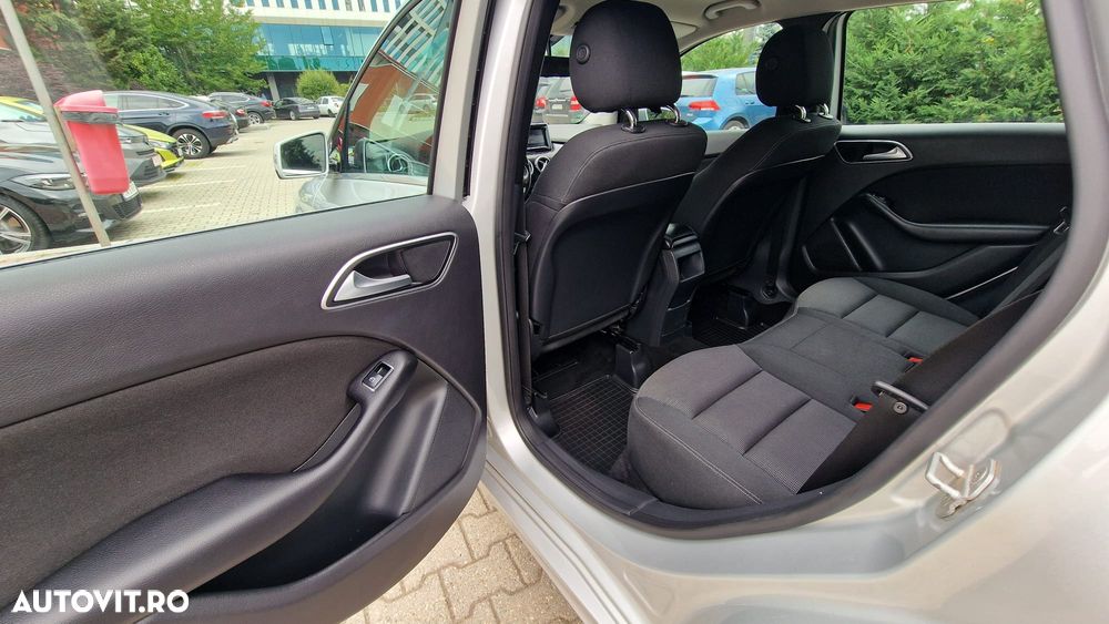 Mercedes-Benz B 180 CDI BlueEfficiency 7G-DCT - 8