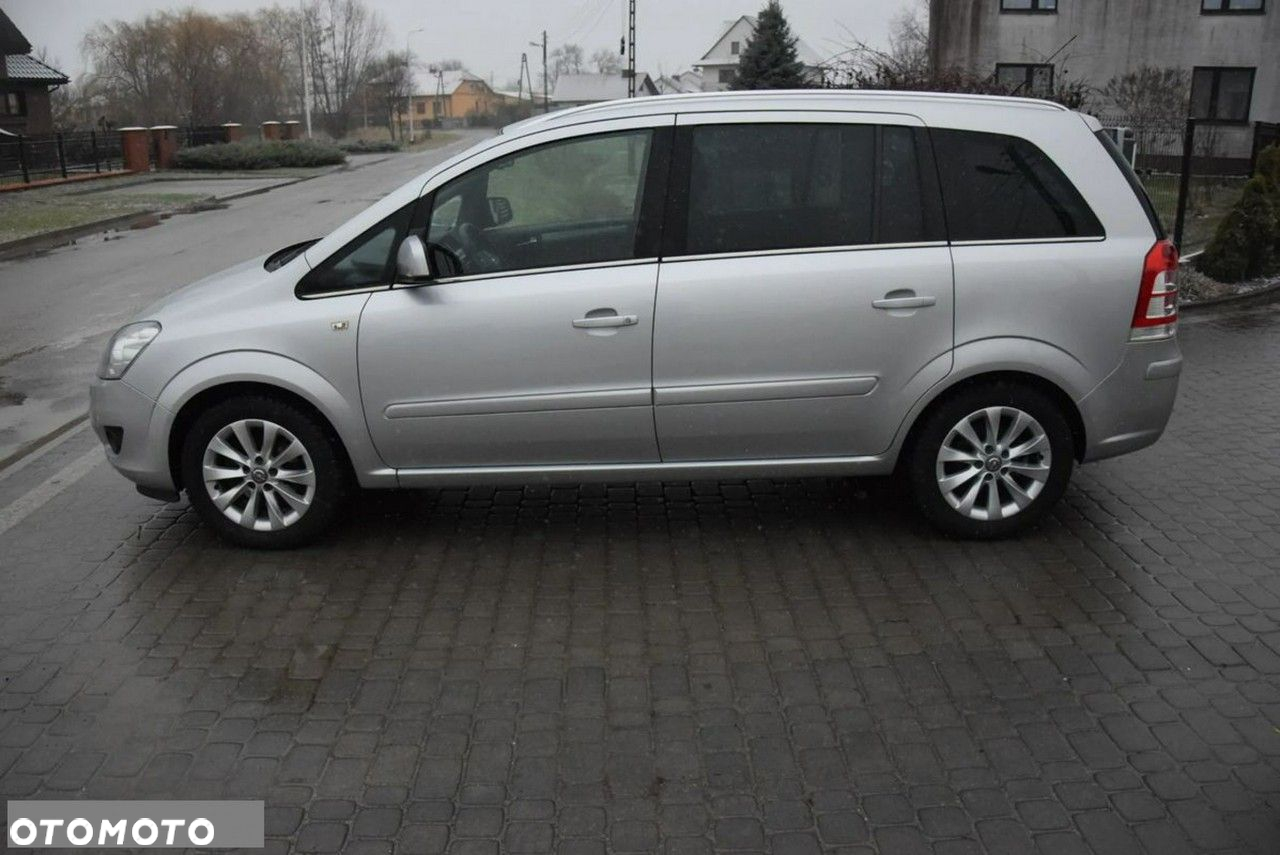 Opel Zafira 1.6 ECOFLEX Family Plus - 9