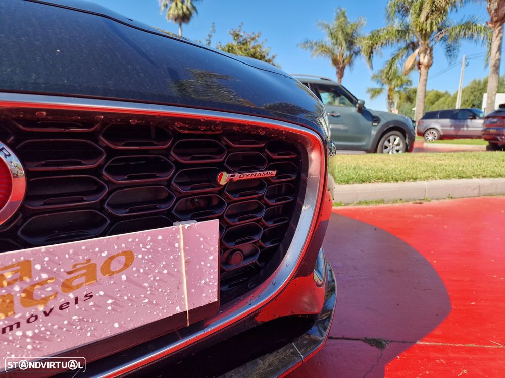 Jaguar F-Type 2.0 i4 R-Dynamic - 3