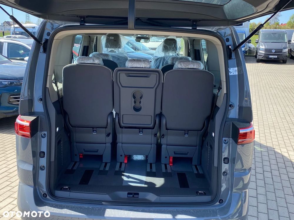 Volkswagen Multivan - 7