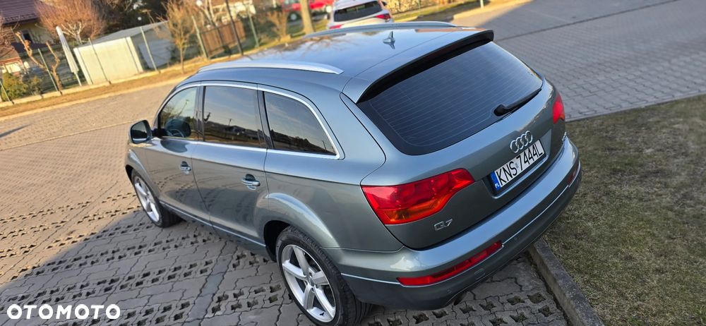 Audi Q7 - 18