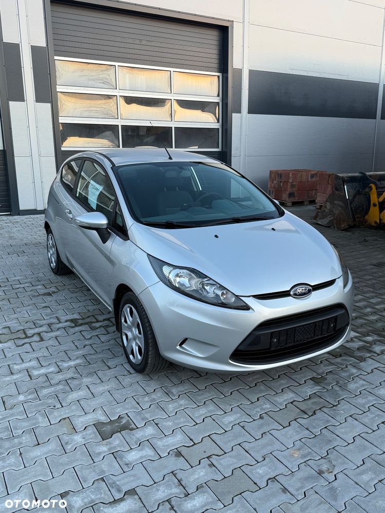 Ford Fiesta 1.25 Champions Edition - 4