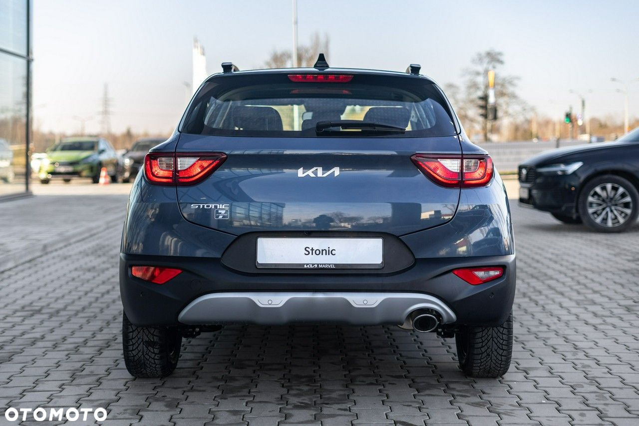 Kia Stonic - 5