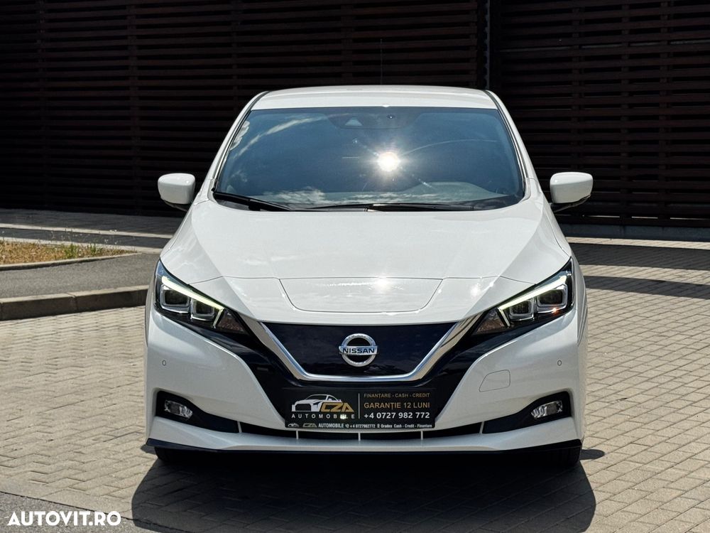 Nissan LEAF - 8