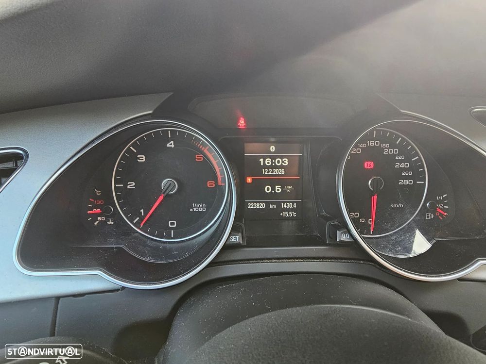 Audi A5 Sportback 2.0 TDi ultra DPF - 11
