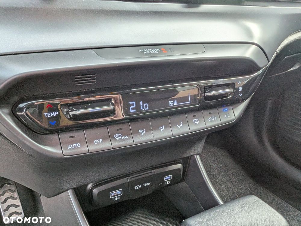 Hyundai Bayon - 16