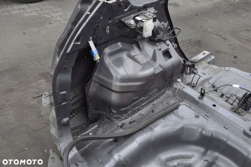 HYUNDAI I30 I CAŁY TYŁ DUPA KOMBI - 9