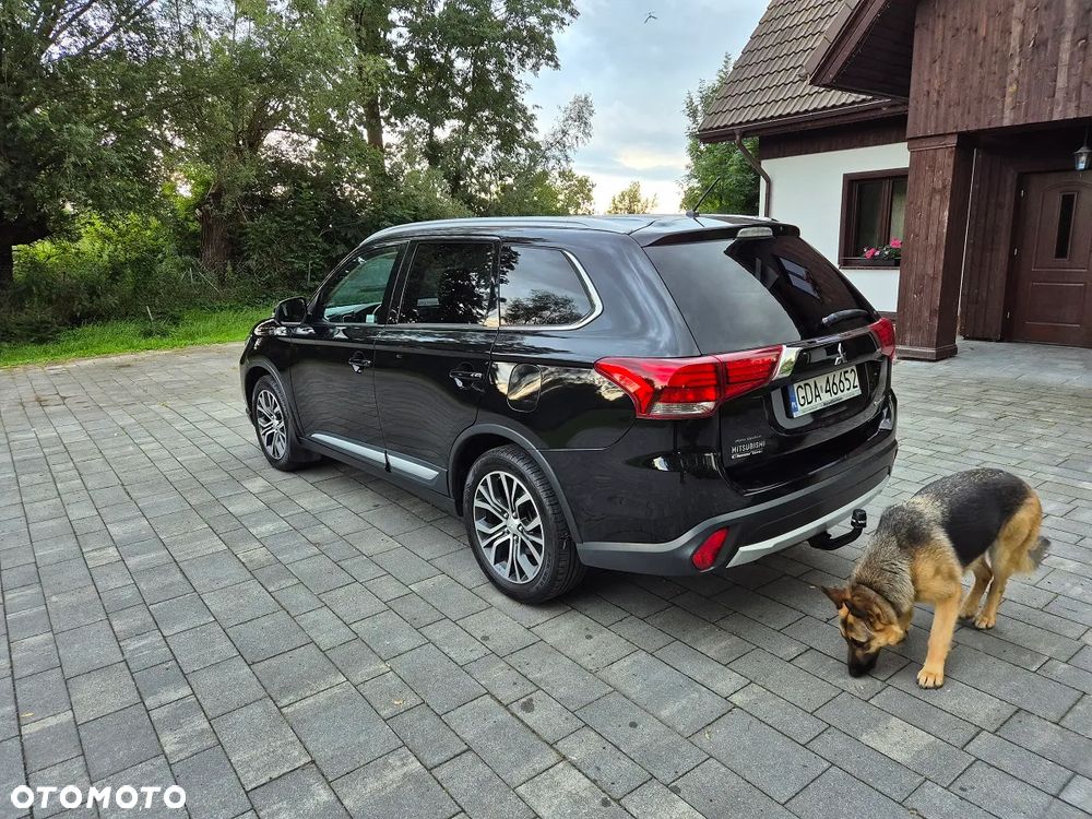Mitsubishi Outlander 2.0 Intense + 4WD CVT - 2