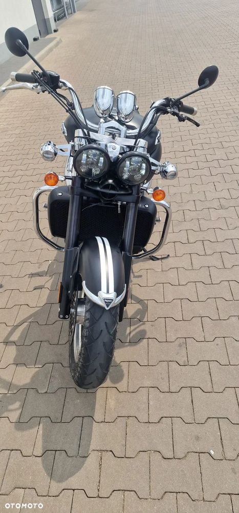 Triumph Rocket - 5