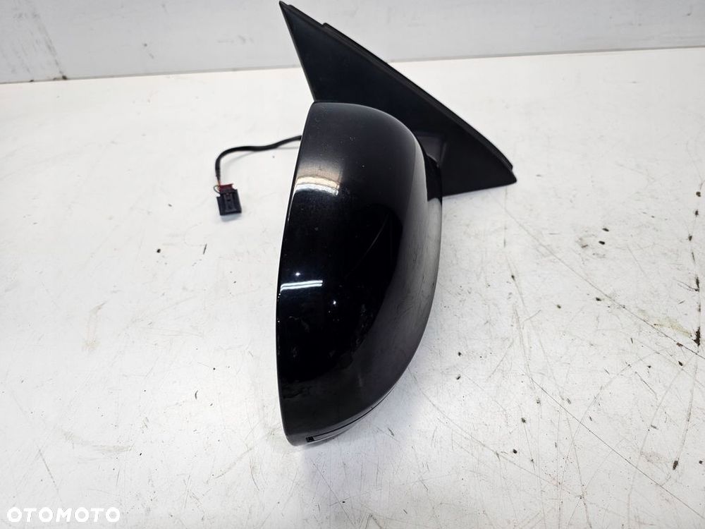 LUSTERKO ZEWNĘTRZNE PRAWE AUDI Q3 8U 6 PIN LY9B UK - 6